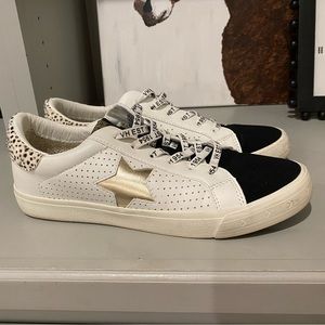 Vintage Havana sneakers 11